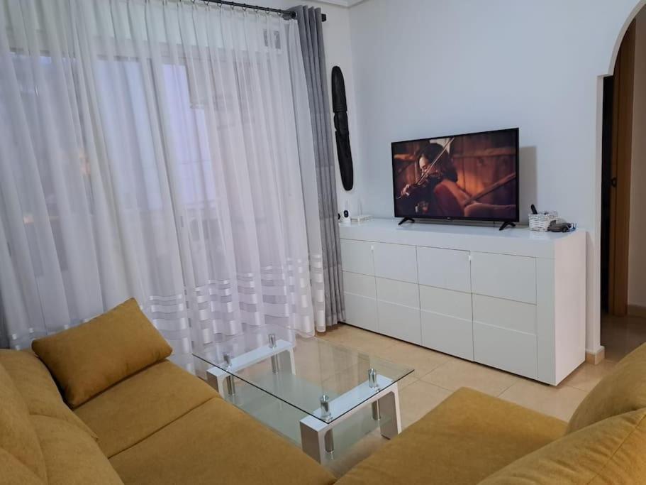 Apartament Julia De Lux トレビエハ エクステリア 写真