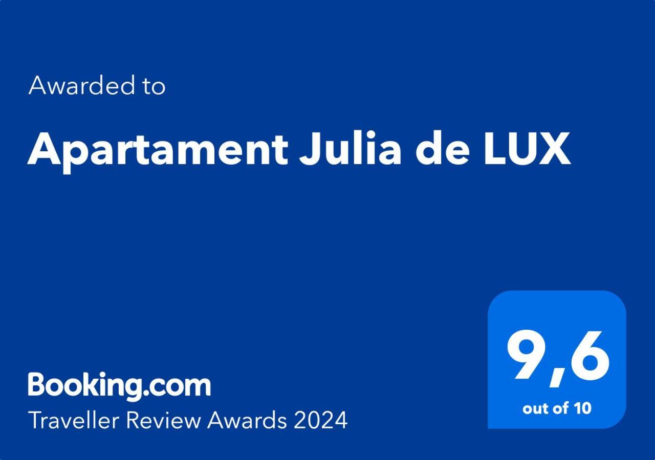 Apartament Julia De Lux トレビエハ エクステリア 写真